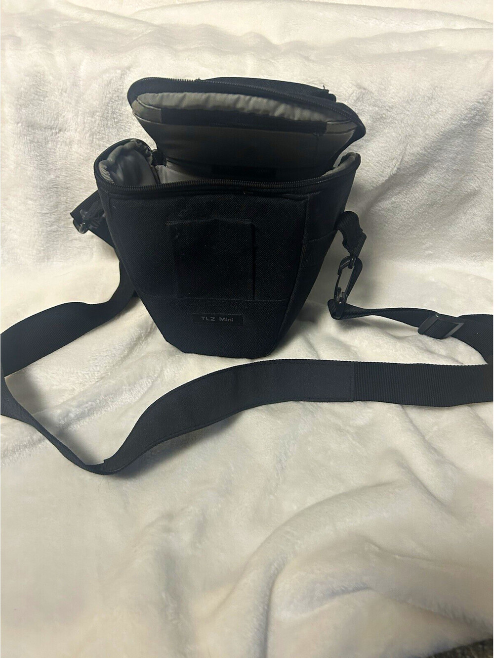 Lowepro TLZ Mini Black Padded Nylon Compact Camera Case/Pouch w/ Strap